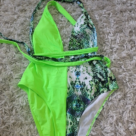 Neon green One Piece Swimsuit size Large - Picture 6 of 6